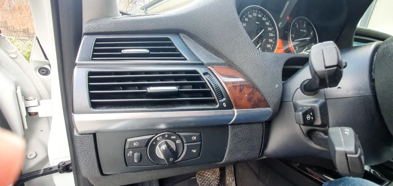 BMW X5 40D, снимка 8 - Автомобили и джипове - 52364504