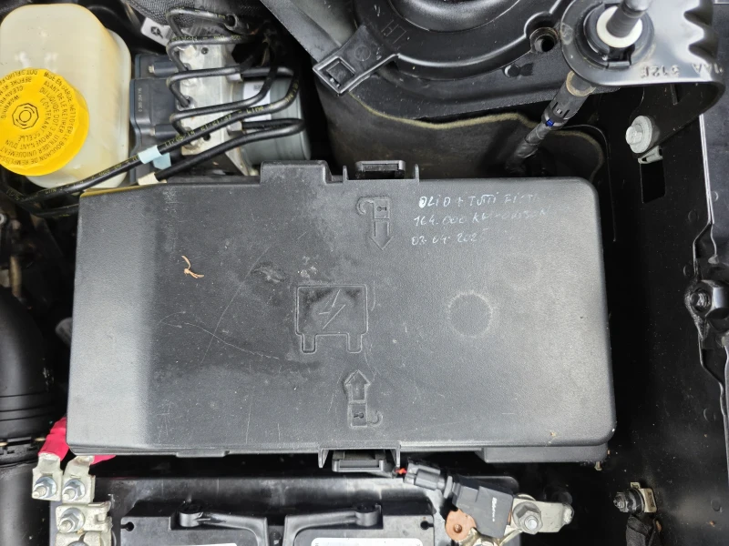 Jeep Cherokee 2.0MJET 4X4, снимка 15 - Автомобили и джипове - 52583823