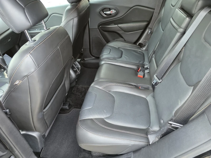 Jeep Cherokee 2.0MJET 4X4, снимка 11 - Автомобили и джипове - 52583823