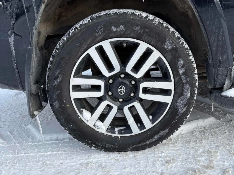 Toyota 4runner * SR5 * CARFAX * БЕЗ ПЪРВОНАЧАЛНА ВНОСКА, снимка 7 - Автомобили и джипове - 52959370