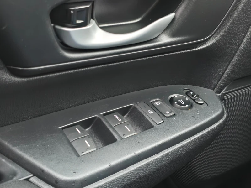 Honda Cr-v 2.4i/АWD/Авт./Лизинг, снимка 11 - Автомобили и джипове - 53275032