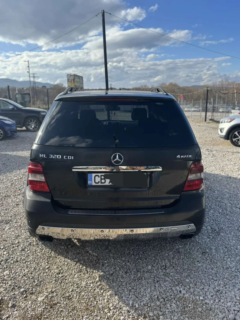 Mercedes-Benz ML 320 * EDITION PACK* 4-MATIC* AIRMATIC* , снимка 10 - Автомобили и джипове - 53415599