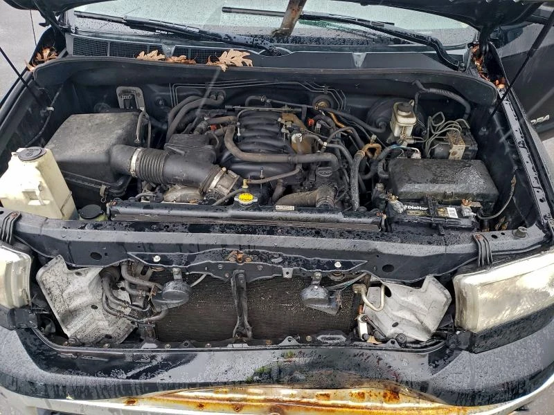 Toyota Tundra 5.7L 8 4x4 w/Rear Wheel Drv, снимка 3 - Автомобили и джипове - 52907530
