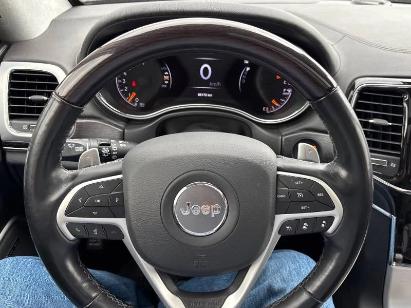 Jeep Grand cherokee * Summit * ДИСТРОНИК * H/K * PANO * CARFAX, снимка 9 - Автомобили и джипове - 55951235