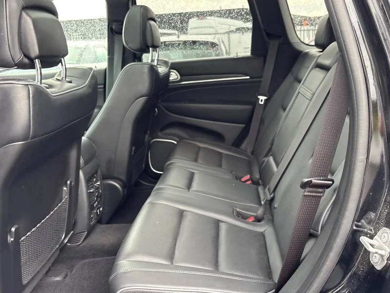 Jeep Grand cherokee * Summit * ДИСТРОНИК * H/K * PANO * CARFAX, снимка 14 - Автомобили и джипове - 55951235