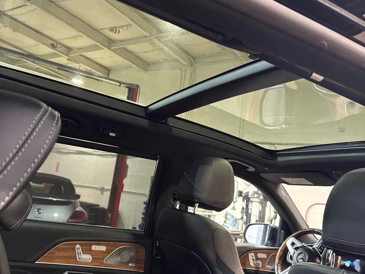 Mercedes-Benz GLS 450  CARFAX, снимка 11 - Автомобили и джипове - 53714700