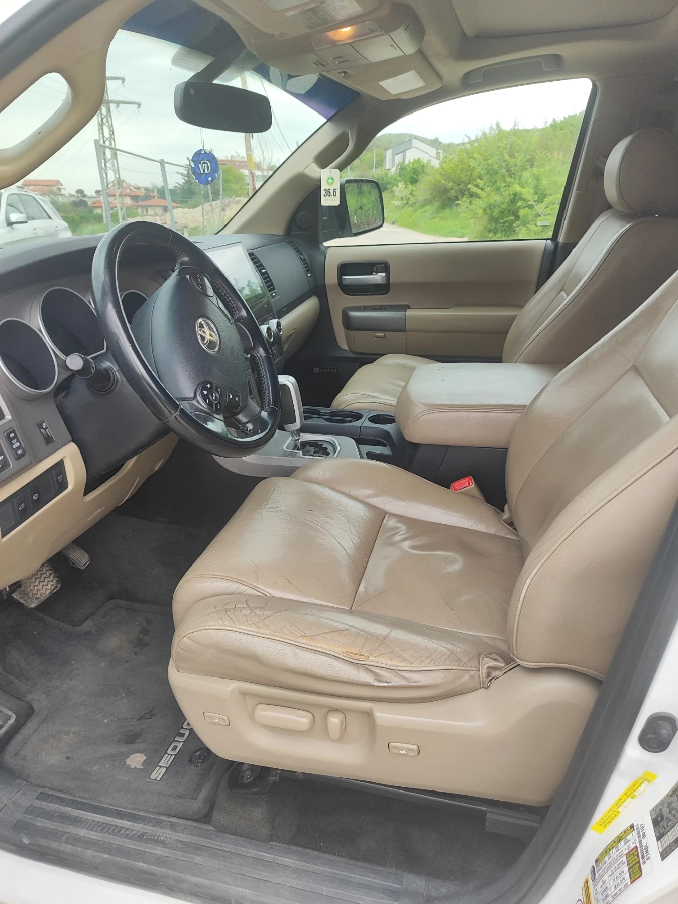 Toyota Sequoia 5.7 LIMITED GAS, снимка 12 - Автомобили и джипове - 54482226