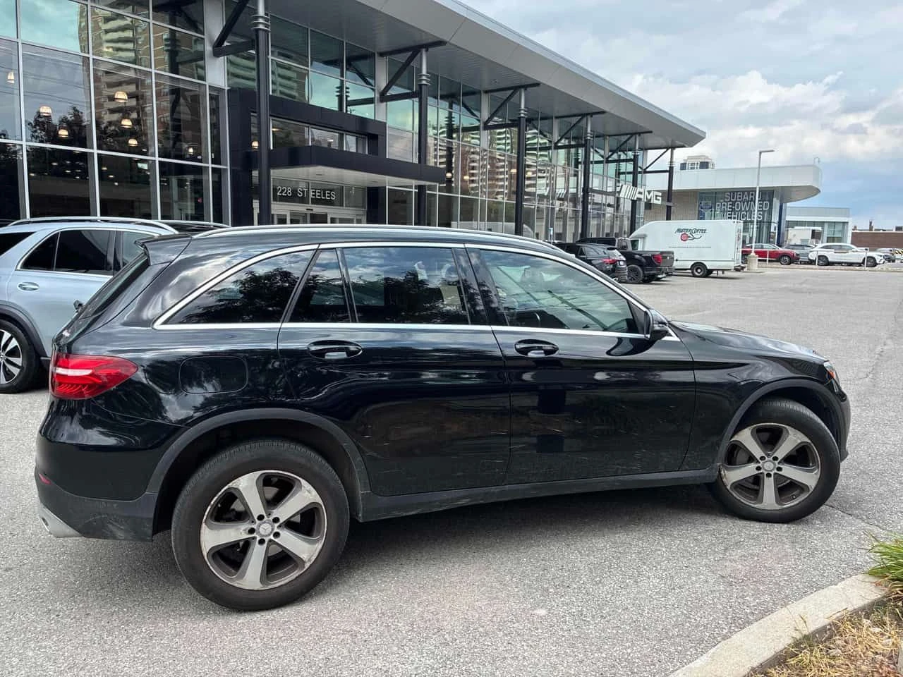 Mercedes-Benz GLC 300 * CARFAX * ОТ ПРЕДСТАВИТЕЛСТВО НА МЕРЦЕДЕС * , снимка 3 - Автомобили и джипове - 55588214