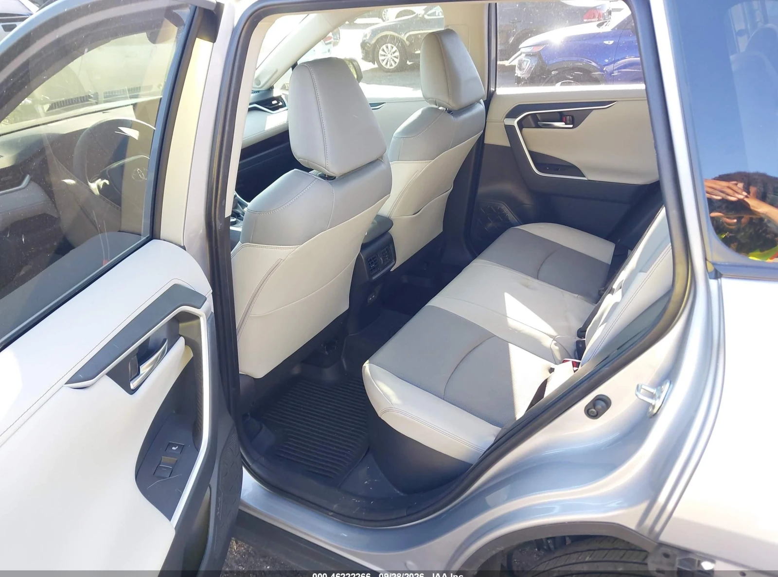 Toyota Rav4, снимка 8 - Автомобили и джипове - 56561548