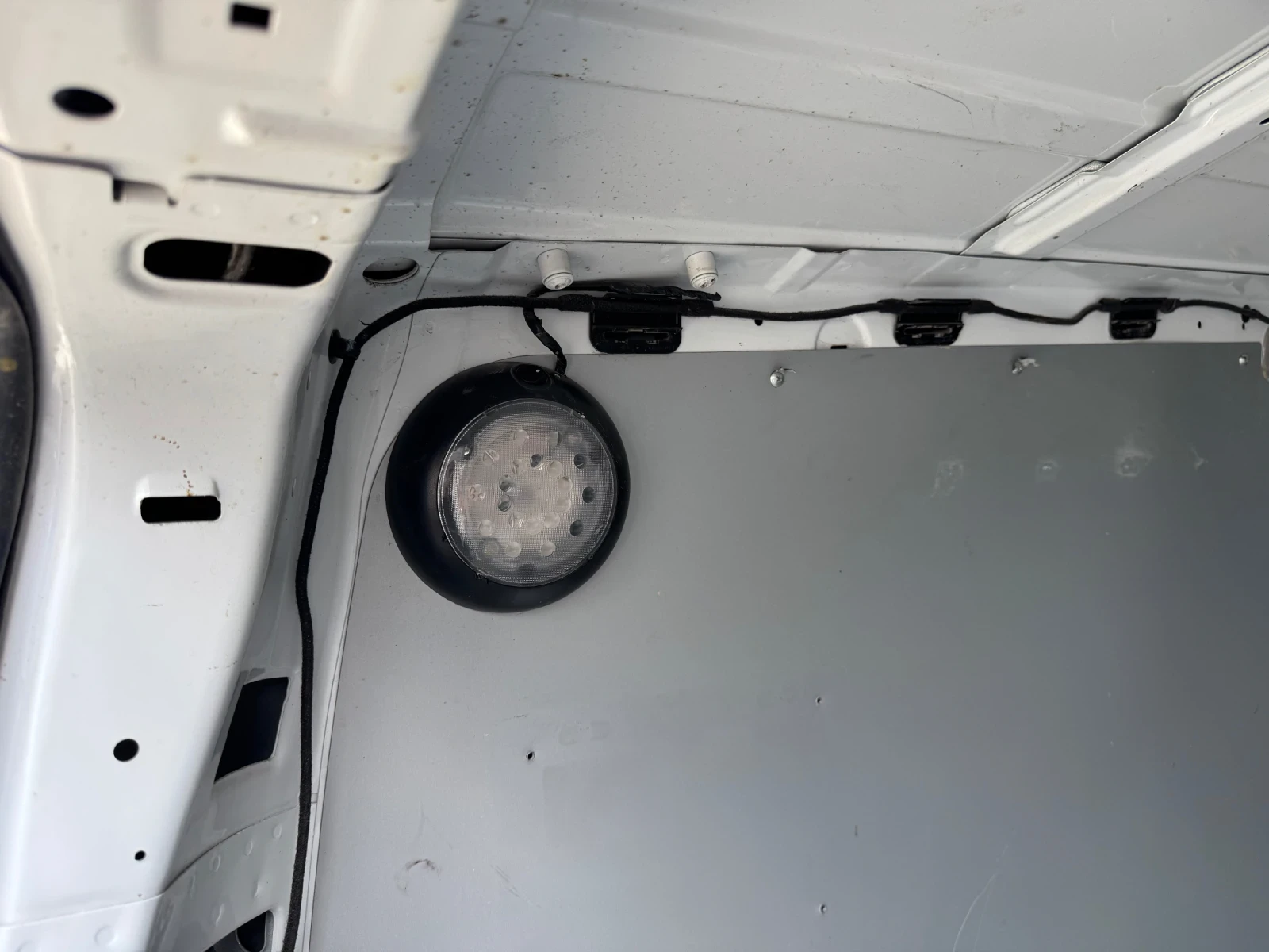 Mercedes-Benz Vito 116D АВТОМАТИК EURO-6 - изображение 9