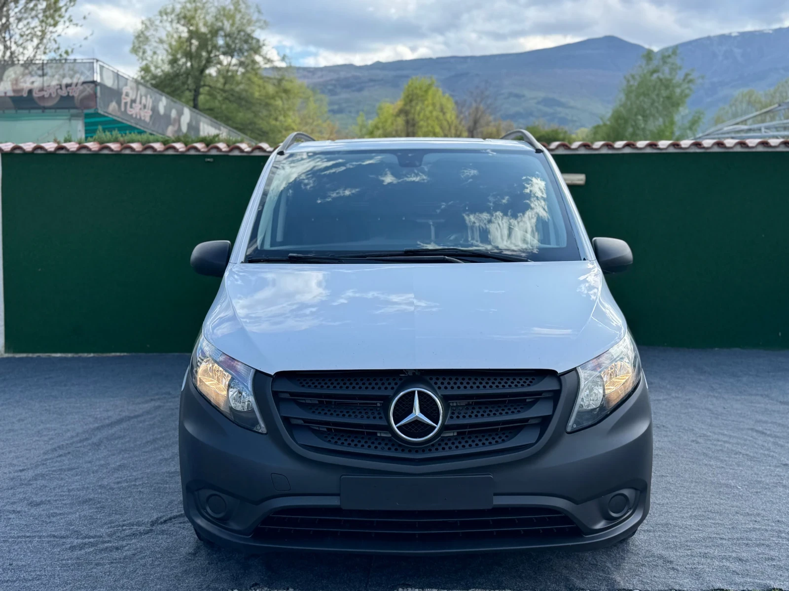 Mercedes-Benz Vito 116D АВТОМАТИК EURO-6 - изображение 2