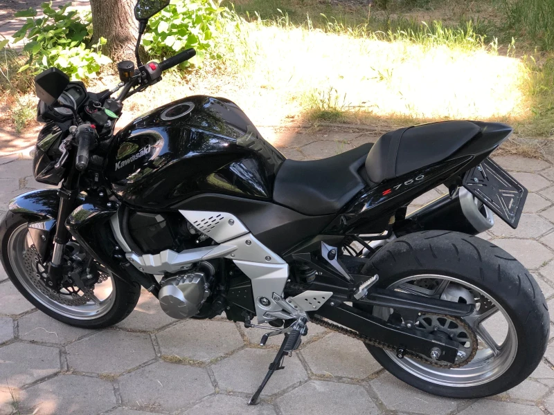 Kawasaki Z  А2 категория, снимка 3 - Мотоциклети и мототехника - 52557461