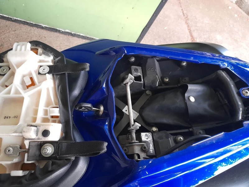 Yamaha YZF-R1, снимка 6 - Мотоциклети и мототехника - 52706977