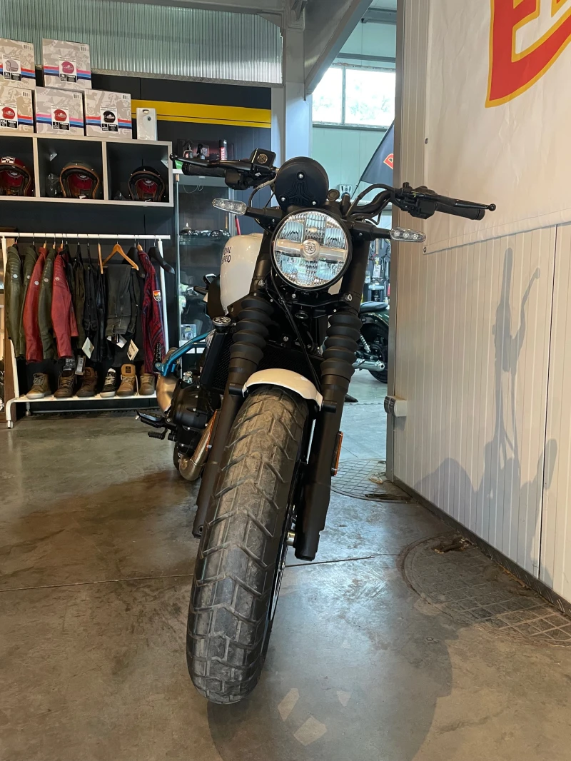 Royal Enfield Guerrilla, снимка 5 - Мотоциклети и мототехника - 51936074