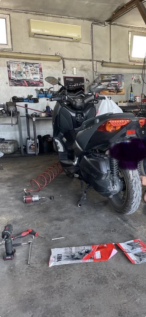 Yamaha X-max Tech max 300, снимка 12 - Мотоциклети и мототехника - 54564255