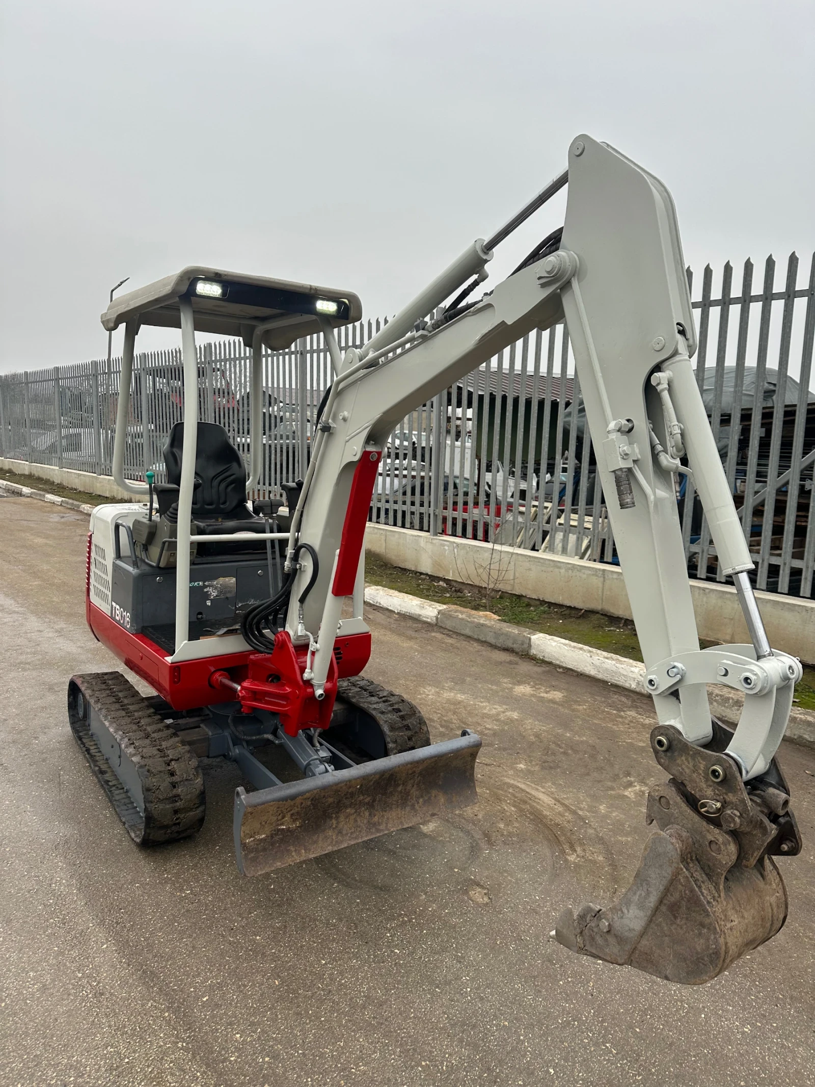  Takeuchi TB 016 | Mobile.bg   1