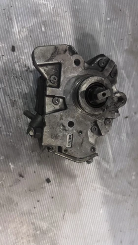         ()  Toyota Corolla 2006 -0445010105 , 22100-33040