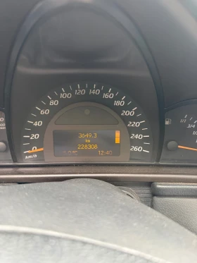 Mercedes-Benz C 220, снимка 8