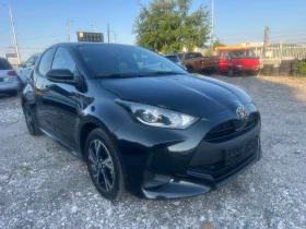 Toyota Yaris 1.5HIBRID НЕРАЗЛИЧИМ ОТ НОВ, снимка 1