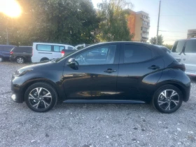 Toyota Yaris 1.5HIBRID НЕРАЗЛИЧИМ ОТ НОВ, снимка 6