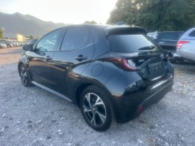 Toyota Yaris 1.5HIBRID НЕРАЗЛИЧИМ ОТ НОВ, снимка 5
