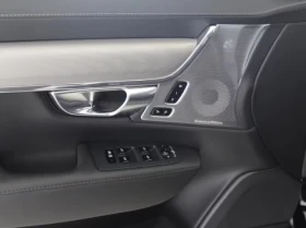 Обява за продажба на Volvo S90 ULTIMATE-BRIGHT/455HP/HUD/MEMO/B&W/360/NAVI/327g ~90 099 лв. - изображение 4