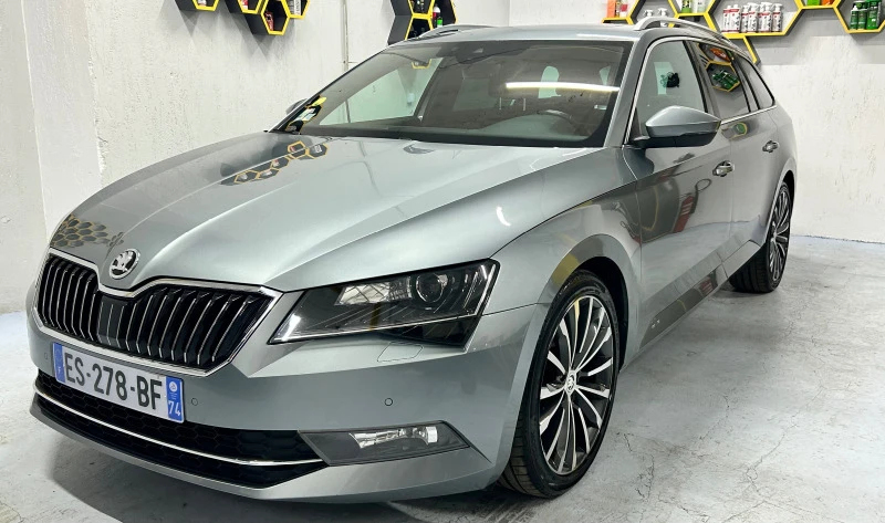 Skoda Superb Laurin & Klement 4x4, снимка 1 - Автомобили и джипове - 46789814