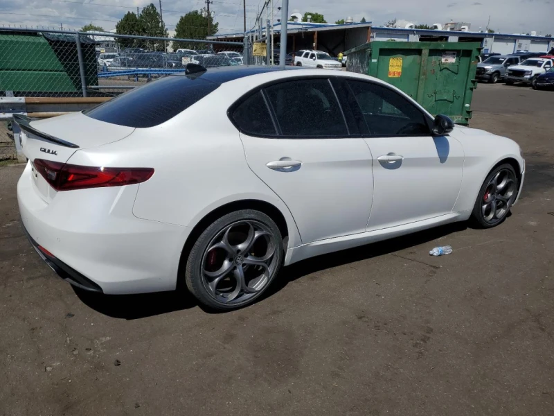 Alfa Romeo Giulia TI, снимка 3 - Автомобили и джипове - 47716510