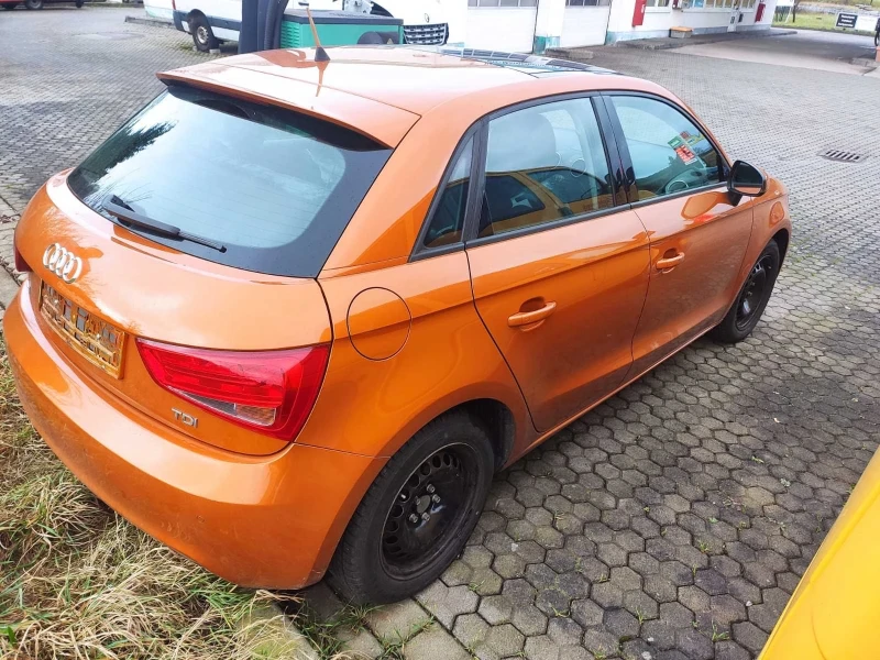 Audi A1 1.6, снимка 5 - Автомобили и джипове - 48990305