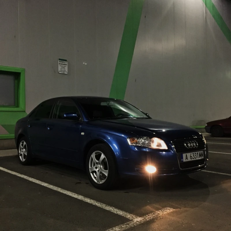 Audi A4, снимка 2 - Автомобили и джипове - 49069455