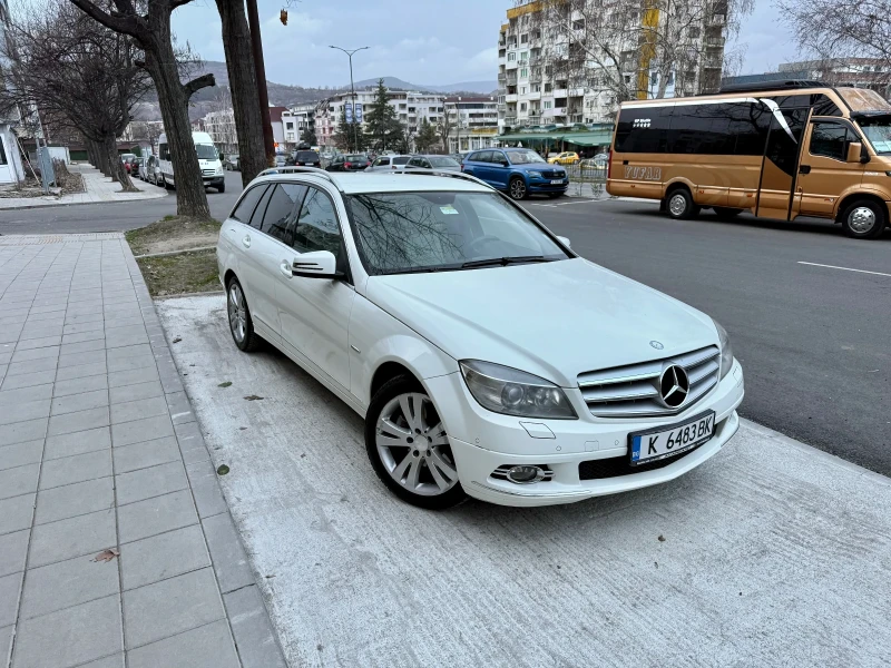 Mercedes-Benz C 220, снимка 14 - Автомобили и джипове - 49471053