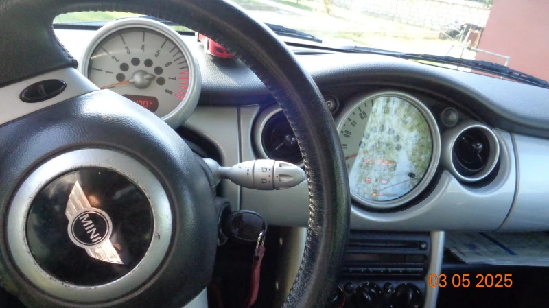 Mini One, снимка 12 - Автомобили и джипове - 52300324