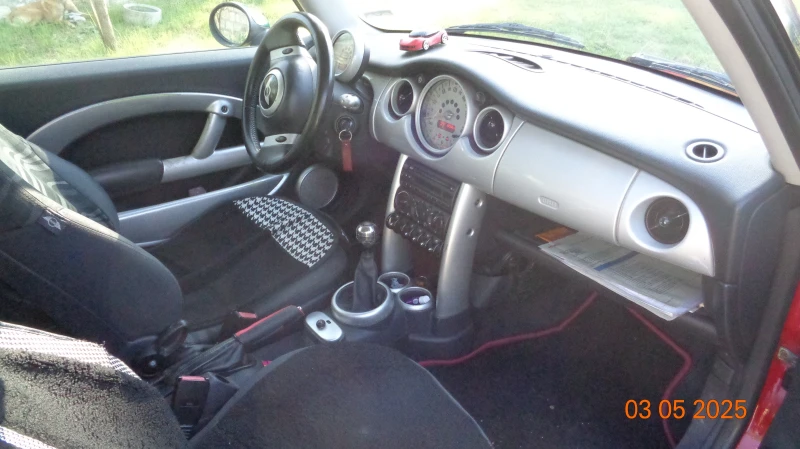 Mini One, снимка 16 - Автомобили и джипове - 52300324