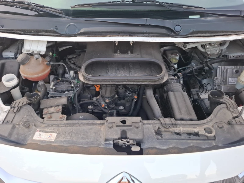 Citroen Jumpy 2.0hdi 128к.с., снимка 16 - Автомобили и джипове - 51301519