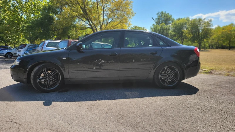 Audi A4 1.8T, снимка 4 - Автомобили и джипове - 52682276