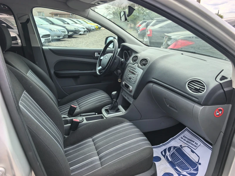 Ford Focus 2.0i Facelift, снимка 13 - Автомобили и джипове - 51700637