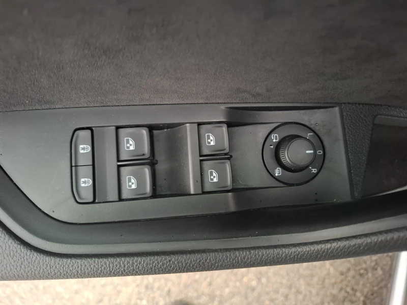 Skoda Superb SCOUT, снимка 16 - Автомобили и джипове - 52507990