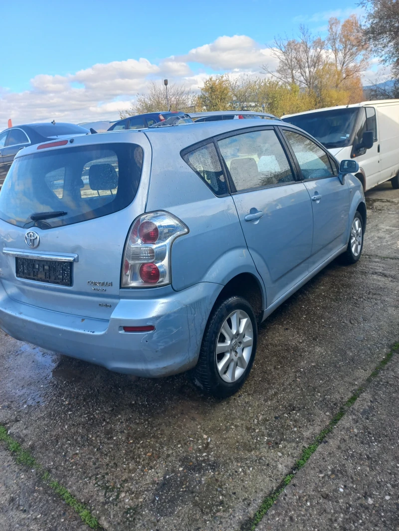 Toyota Corolla verso, снимка 3 - Автомобили и джипове - 52317420