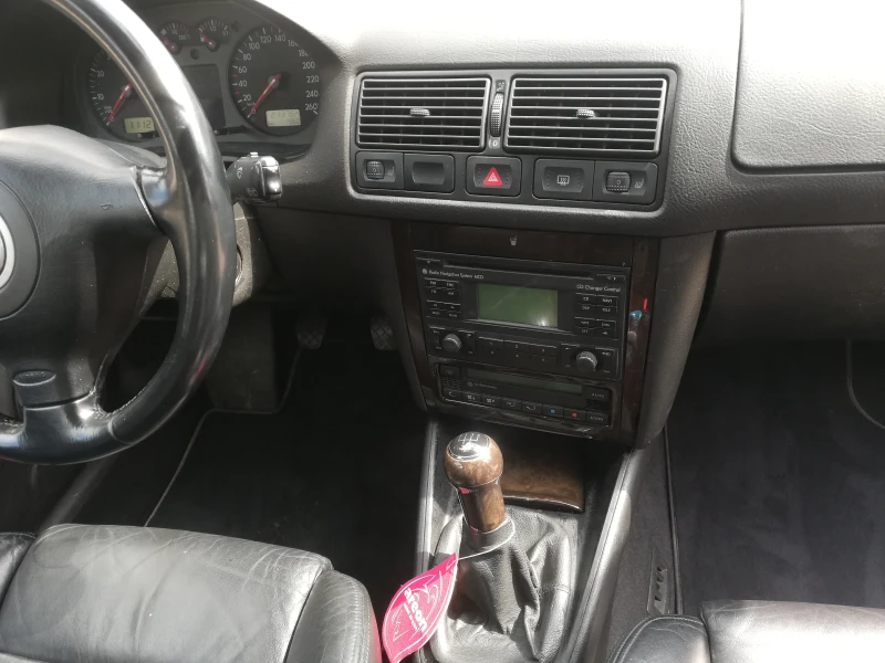 VW Golf, снимка 10 - Автомобили и джипове - 52671612