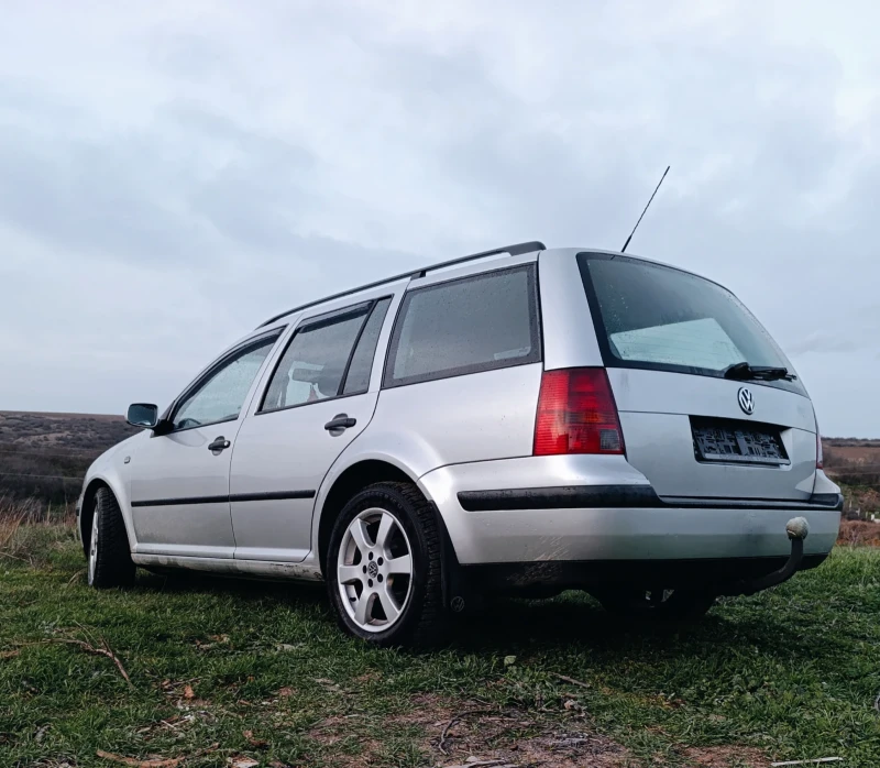 VW Golf 1.9 TDI, снимка 8 - Автомобили и джипове - 53048542