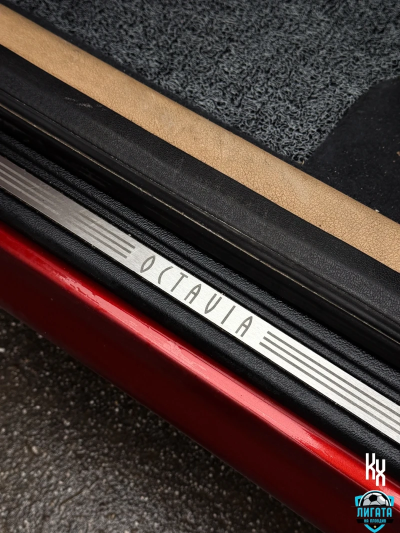 Skoda Octavia 1.9 TDI 79000км, снимка 17 - Автомобили и джипове - 53388504