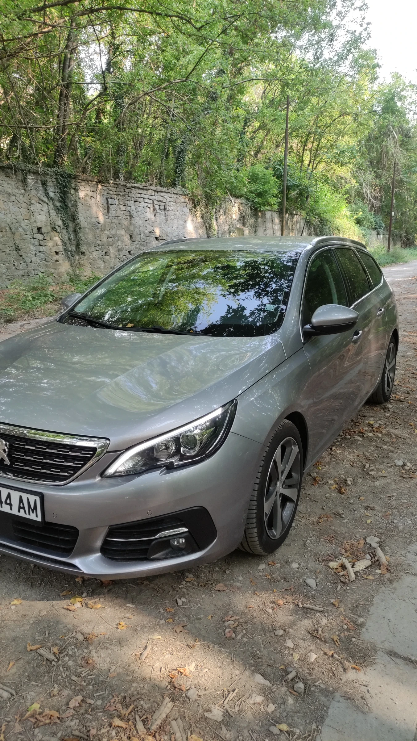 Peugeot 308 Peugeot 308 SW1, 5 blue HDI 130 EAT 8 Allure - изображение 2