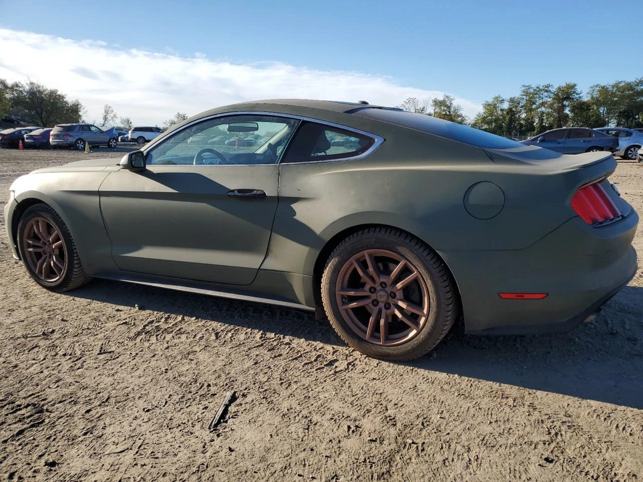 Ford Mustang 2.3 ECOBOOST/ NAVI/ КОЖА - изображение 2