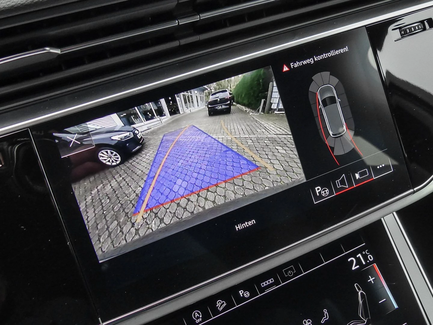 Audi Q7 45-TDI/231HP/QUATTRO/S-LINE/TIPTR/MATRIX/838bpr | Mobile.bg   12