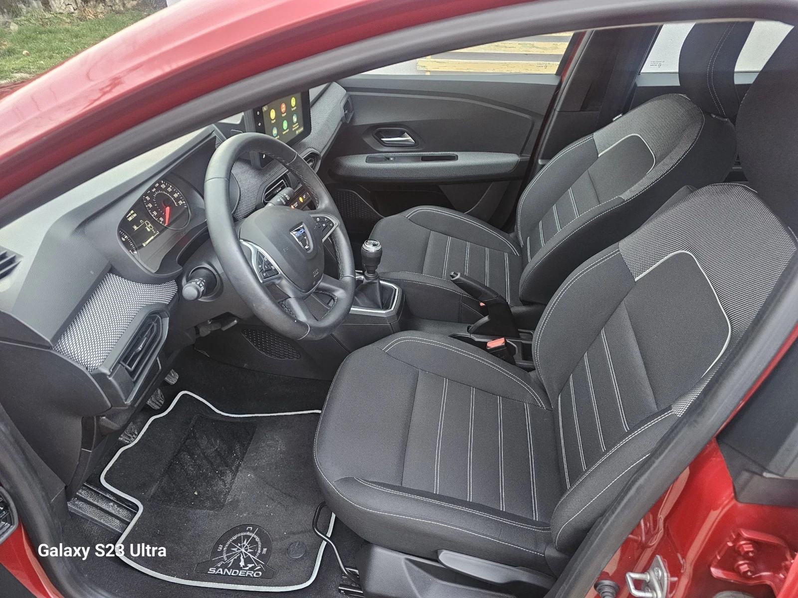 Dacia Sandero TCE 90 кс камера ТОП - изображение 9