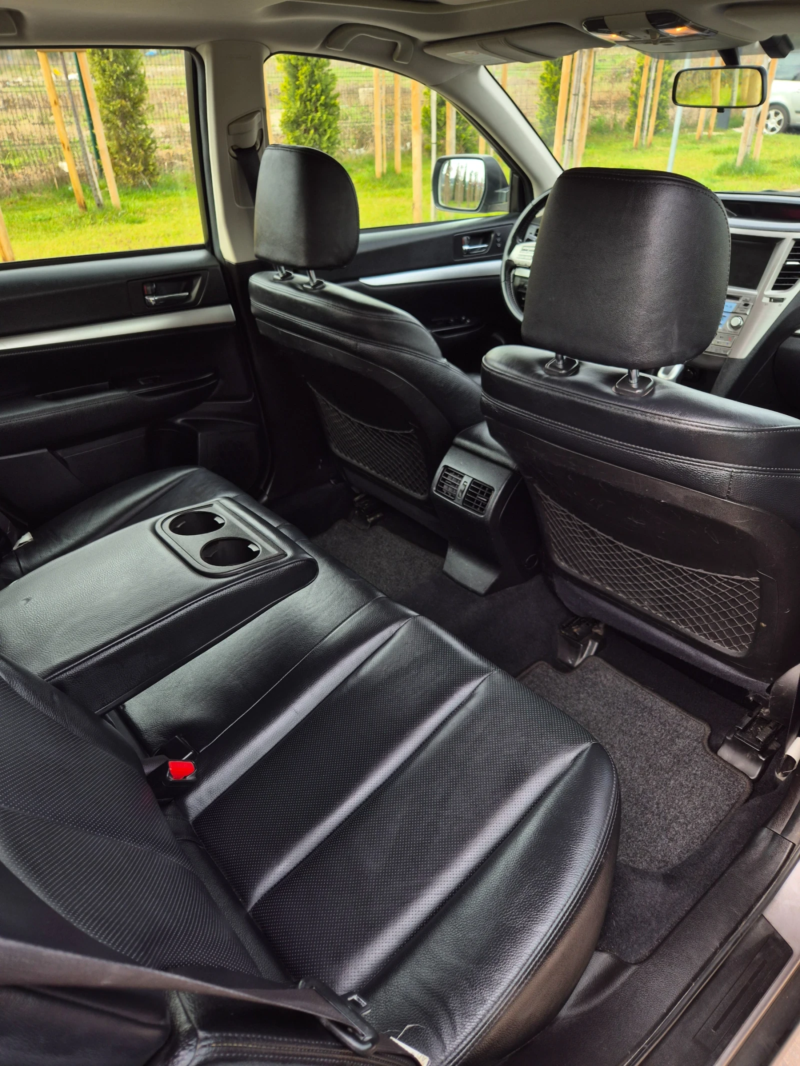 Subaru Outback 2.5 EXECUTIVE* СЕРВИЗНА ИСТОРИЯ* АВТОМАТ  - изображение 8