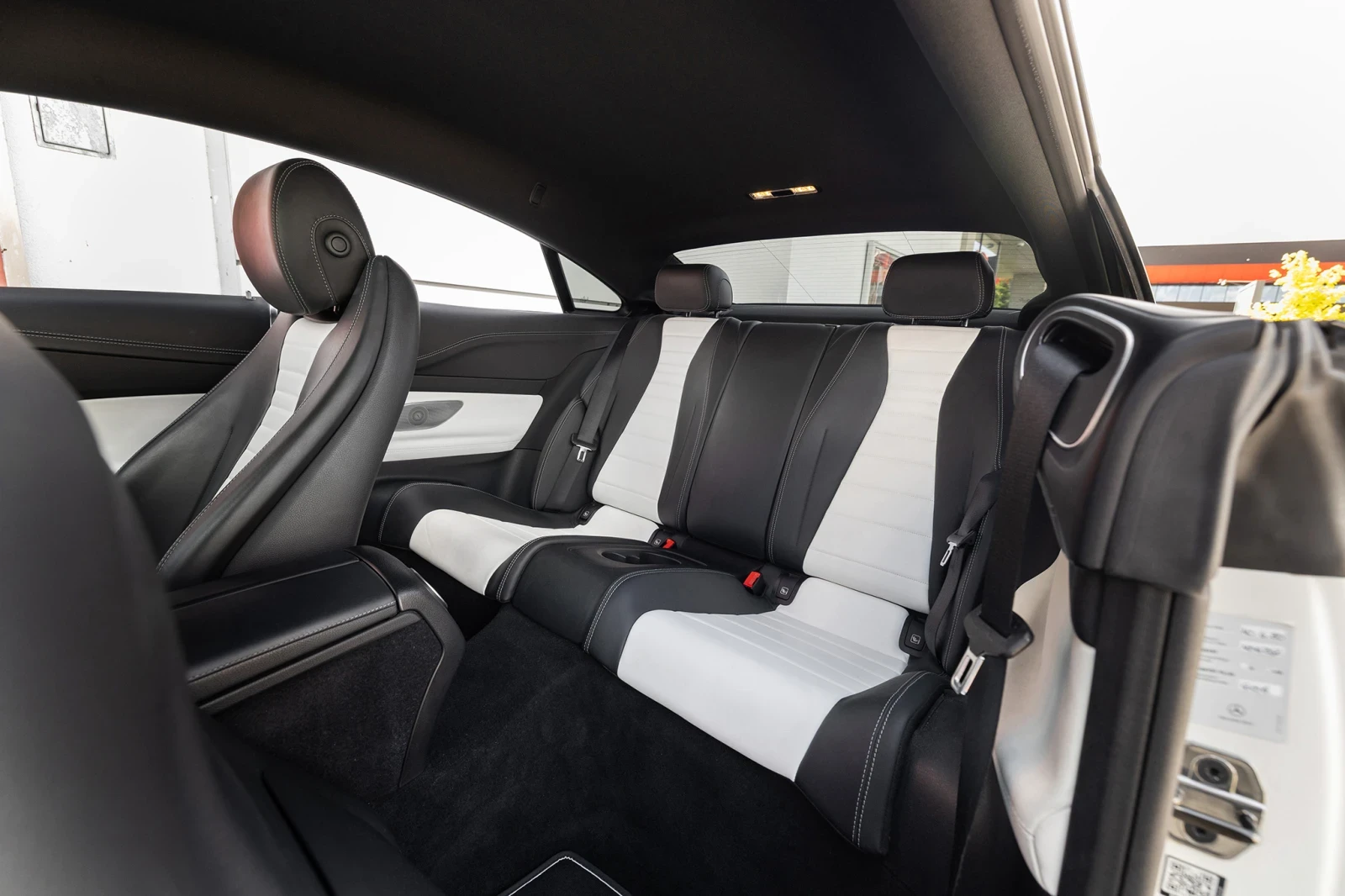 Mercedes-Benz E 220 1 of 555 Edition 1 | Mobile.bg   11