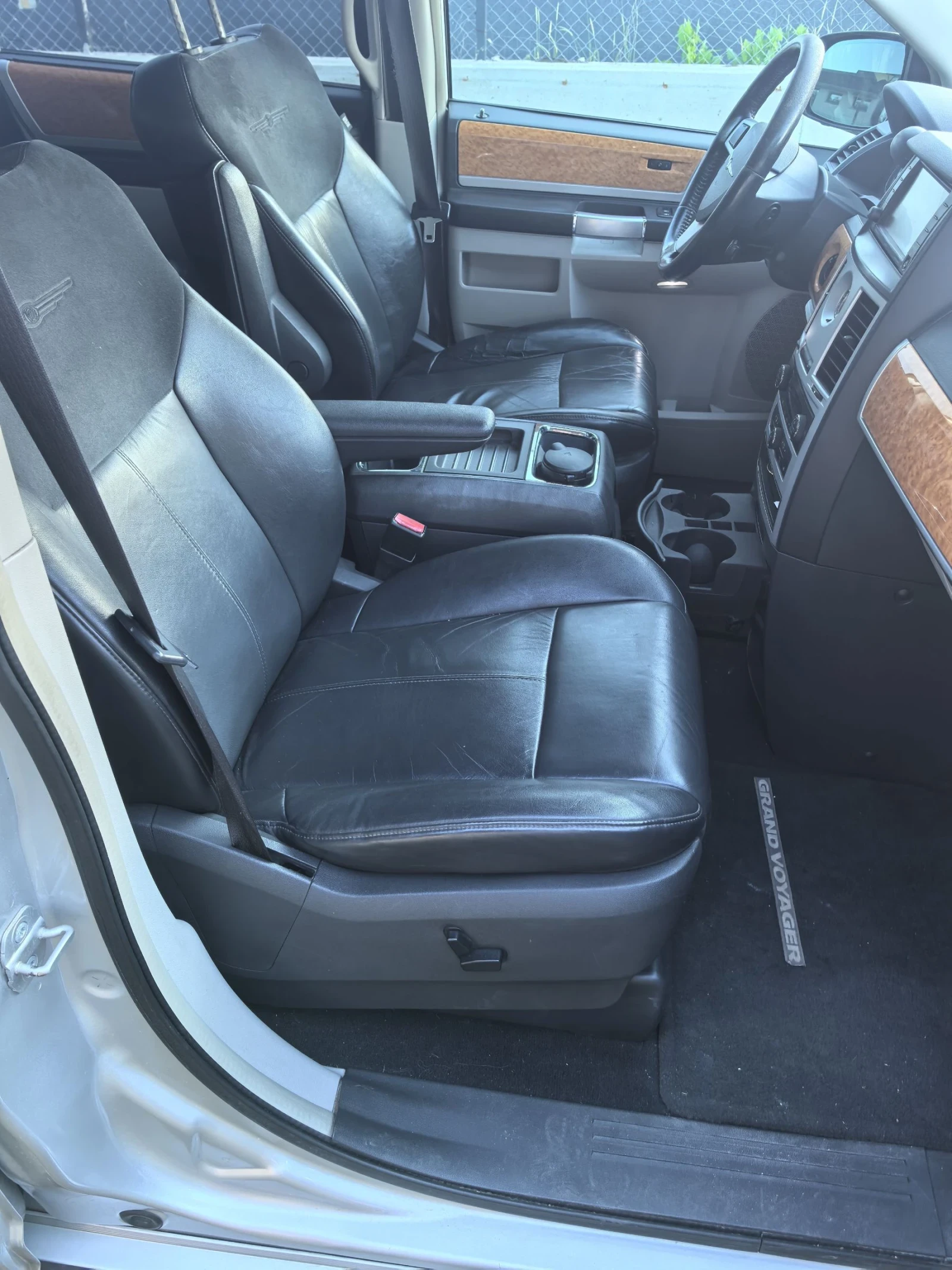 Chrysler Gr.voyager 2.8CRD - изображение 8