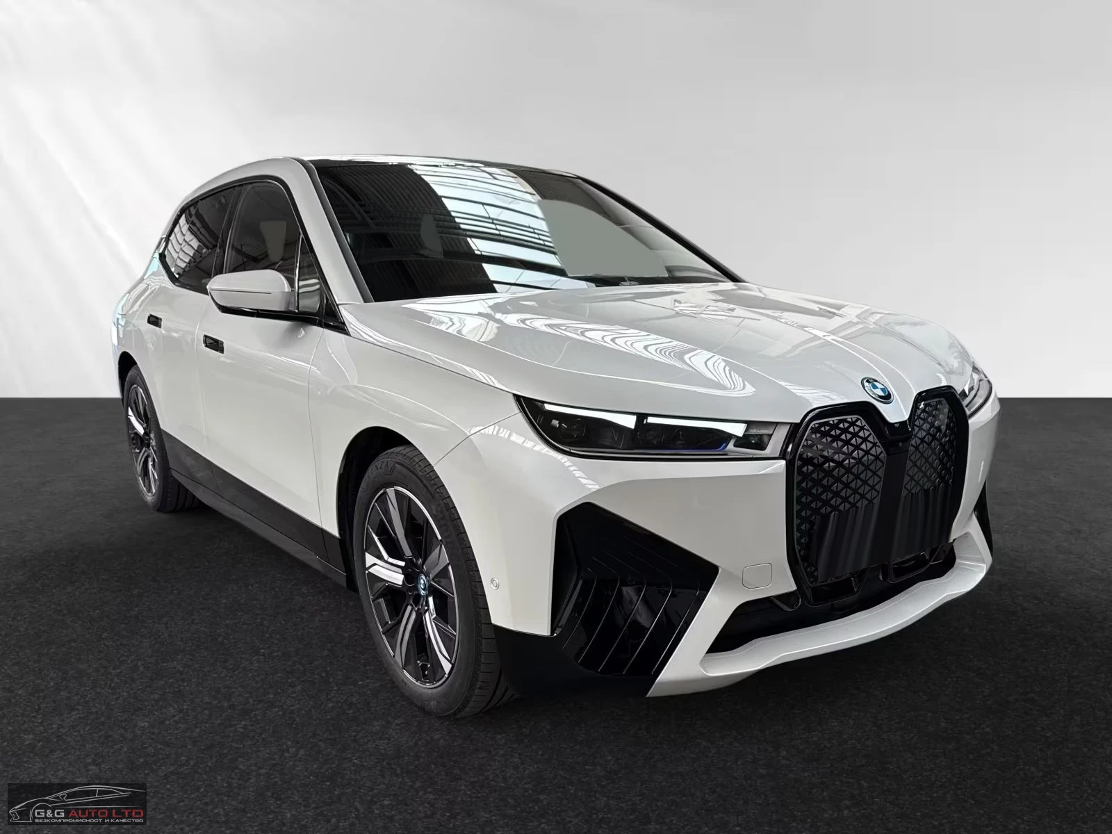 BMW iX 50/523HP/xDRIVE/SPORT/NAVI/AMBI/360/ACC/668v - изображение 2