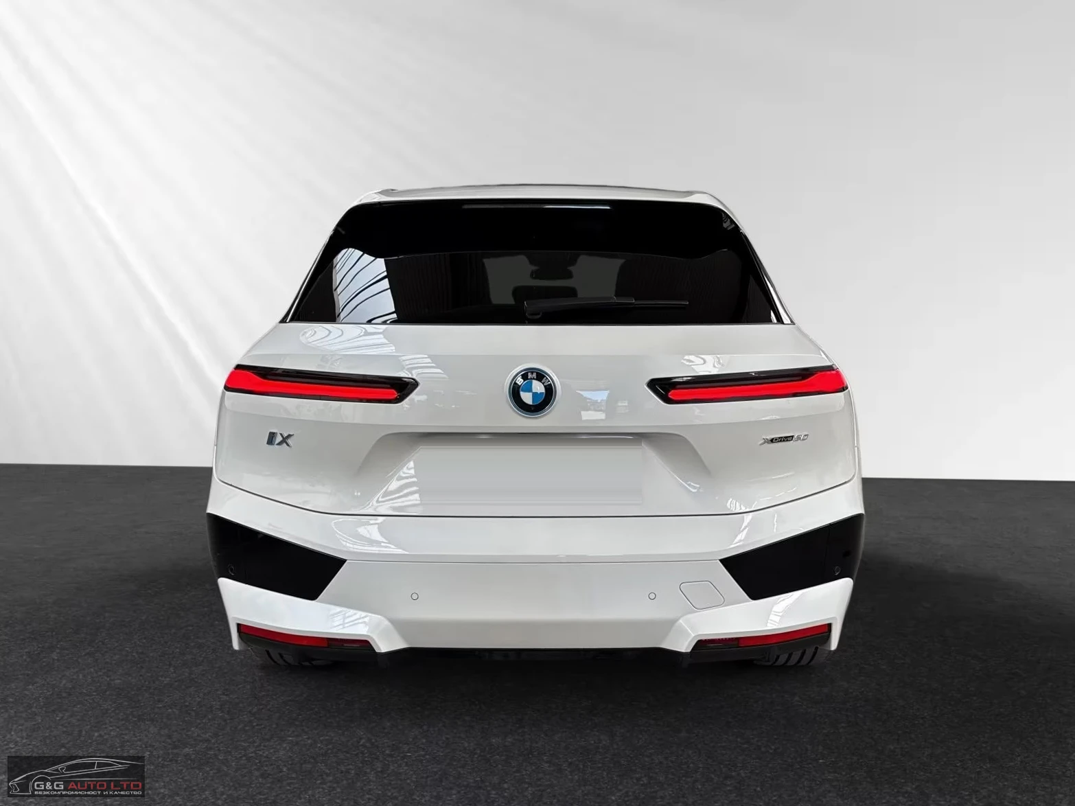 BMW iX 50/523HP/xDRIVE/SPORT/NAVI/AMBI/360/ACC/668v - изображение 5
